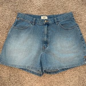 GAP Vintange Jean Shorts Size 14